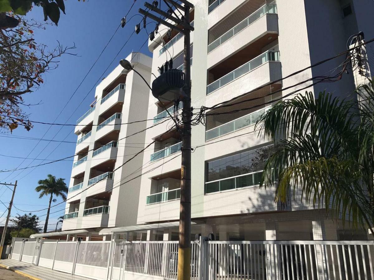 Homestay Lia Bardas - Praia Das Toninhas - 80m Do Mar